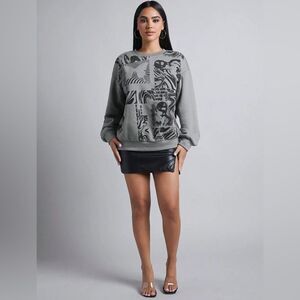 Figure Graphic Oversized Sweatshirt Gray and Black US 6Petite